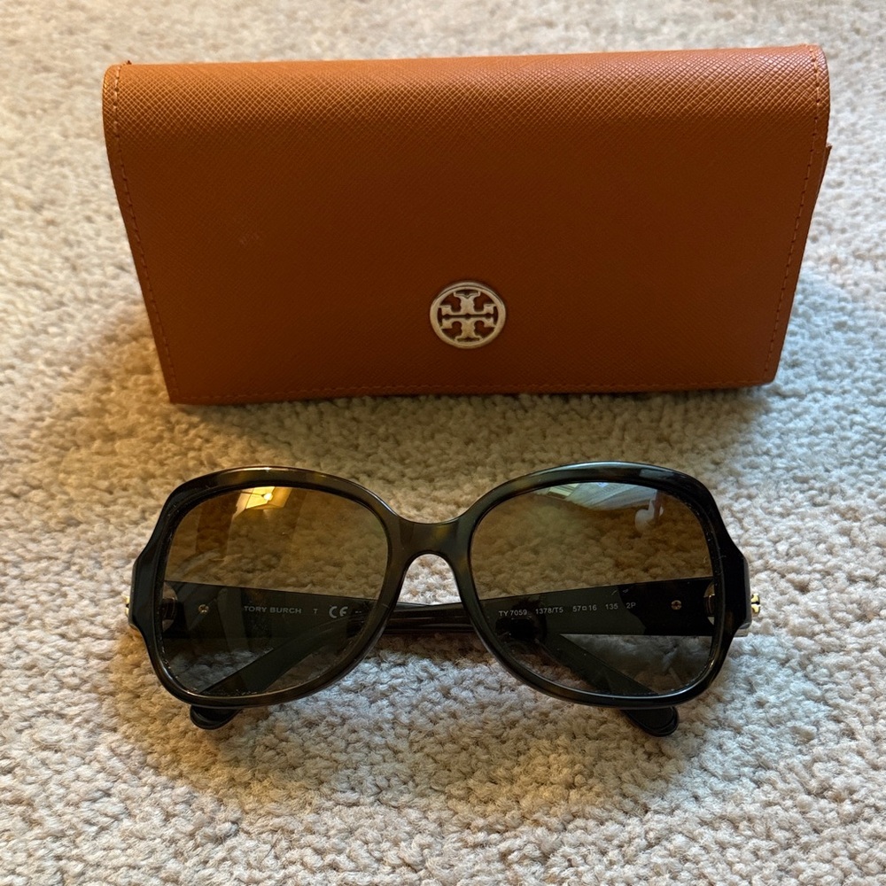 Tory Burch Sunglasses with Orange Case